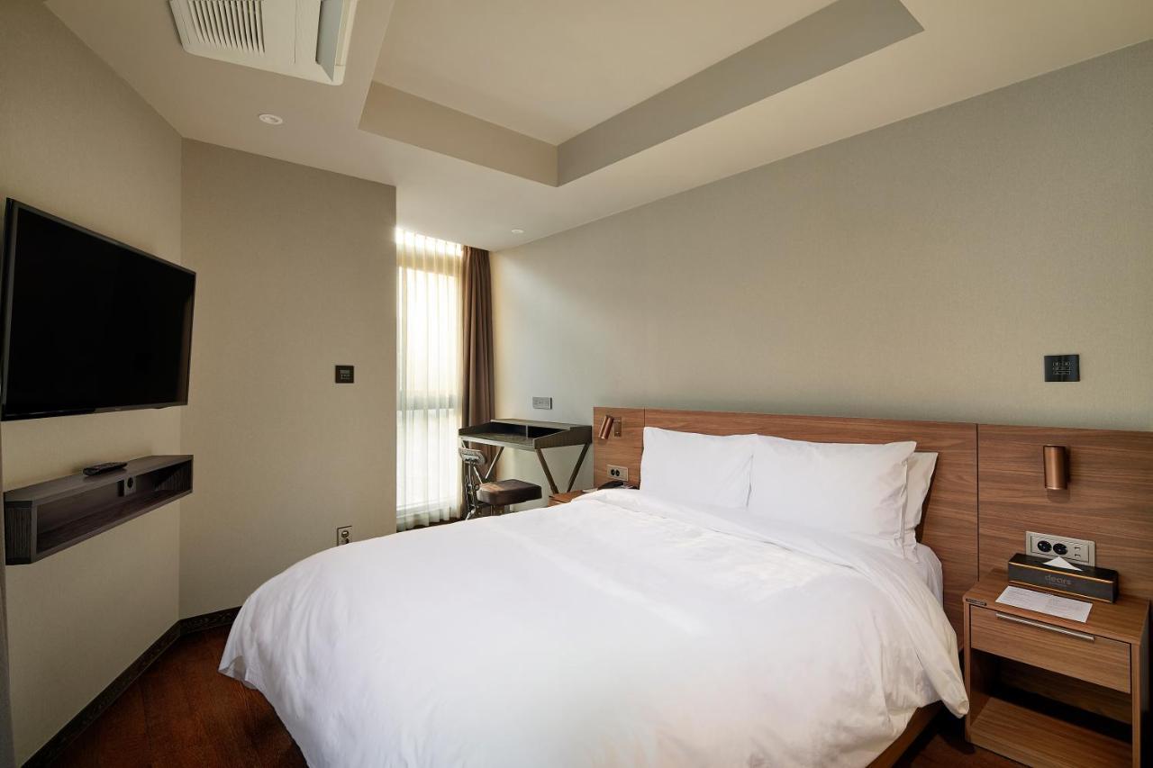 Dears Myeongdong Hotel Сеул Екстериор снимка
