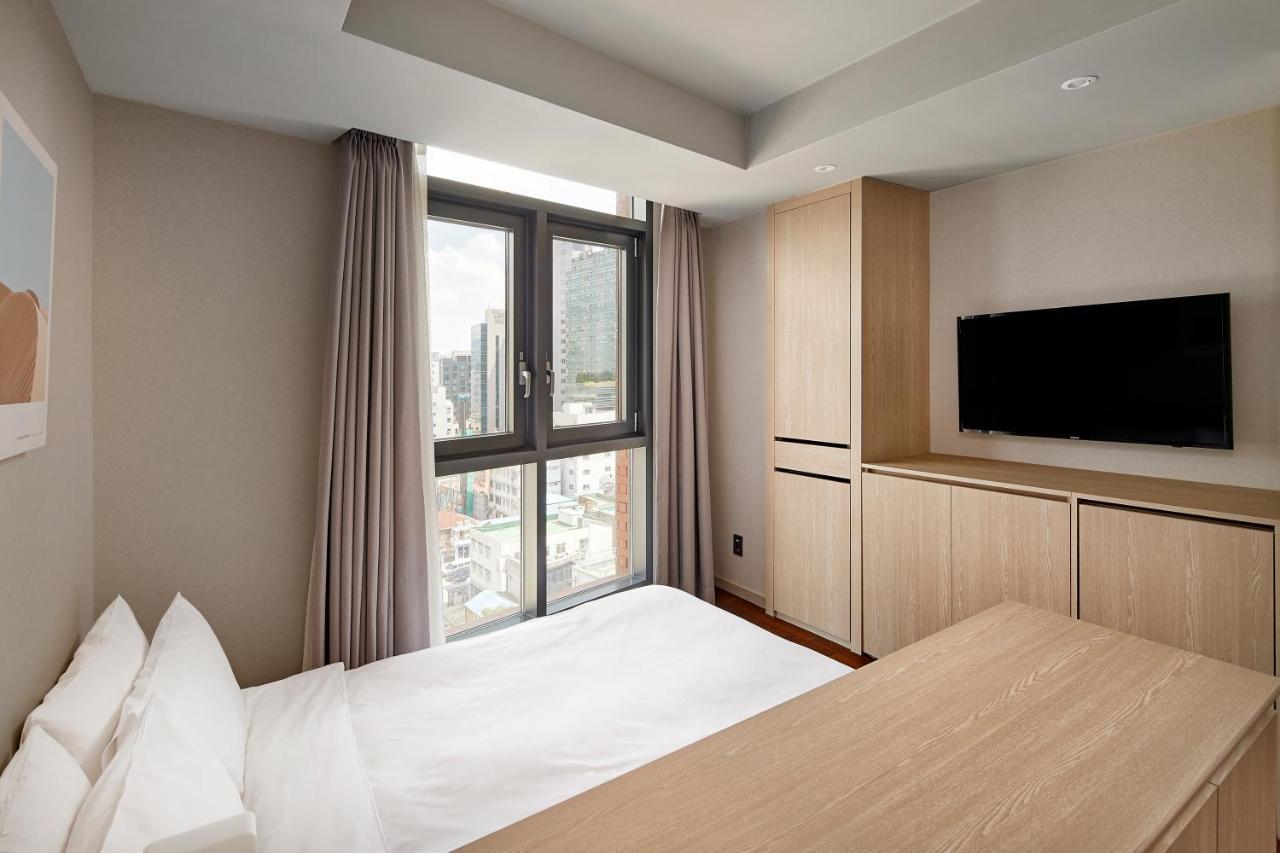 Dears Myeongdong Hotel Сеул Екстериор снимка